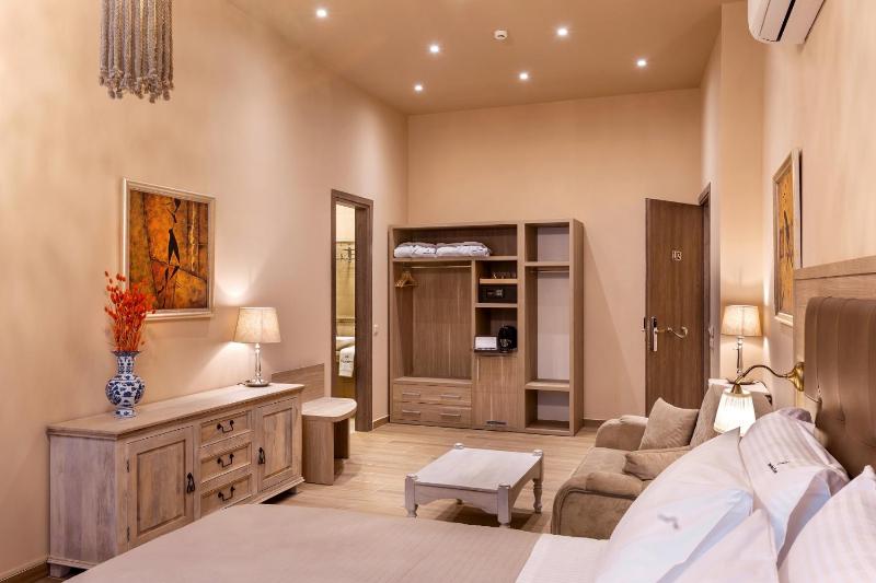 Junior Suite (Clio House) image 4