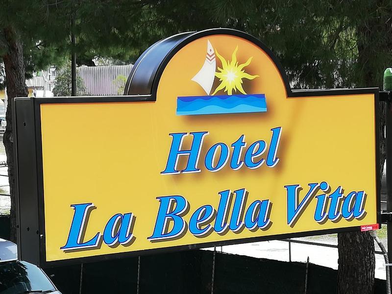 Hotel La Bella Vita - image 25