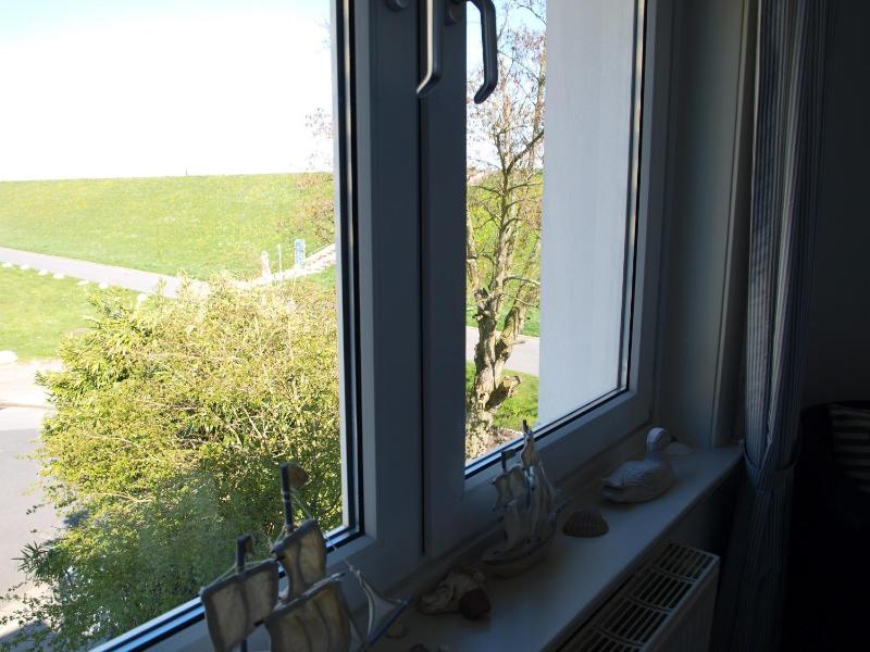 Double Room with Balcony image 2
