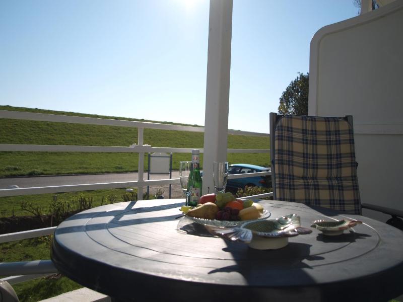 Standard Double Room with Balcony image 3