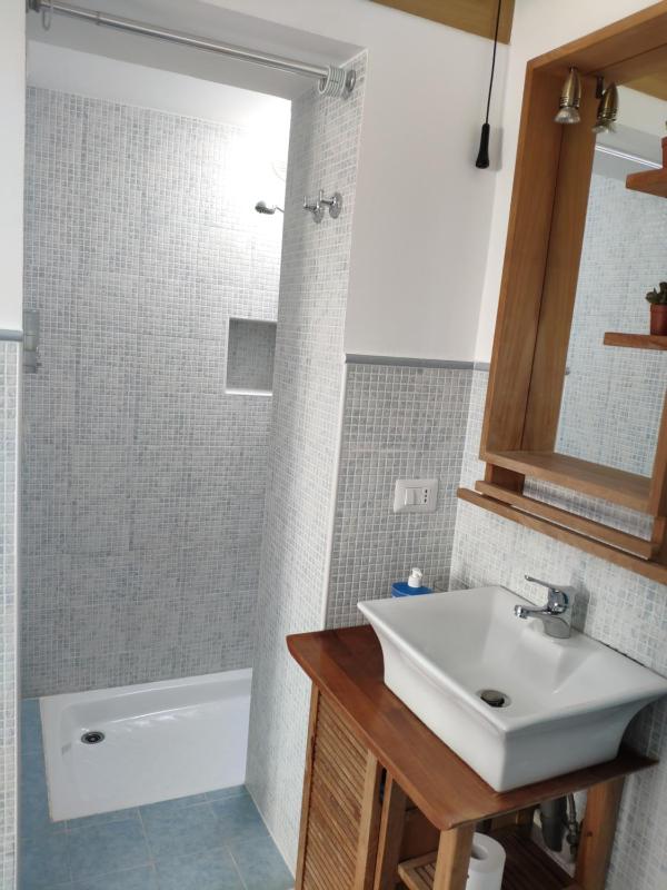 Standard Double Room image 3
