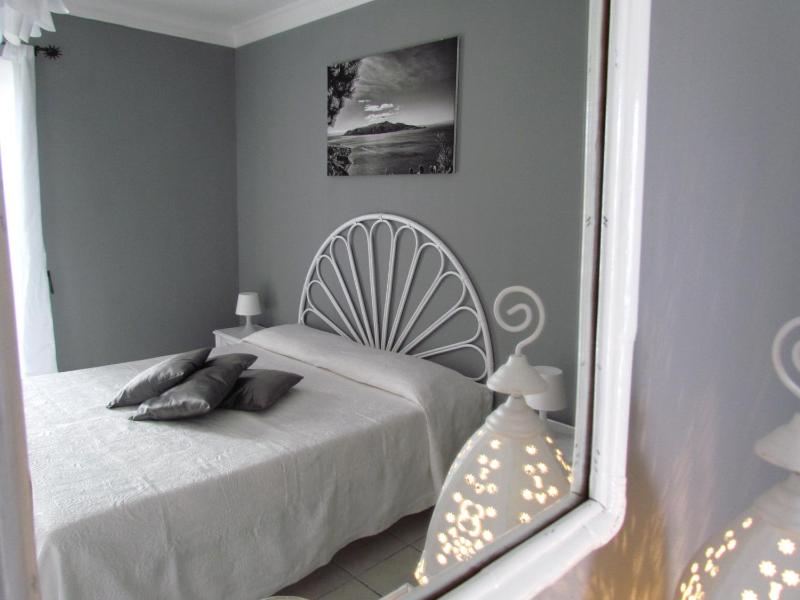 Double Room image 2
