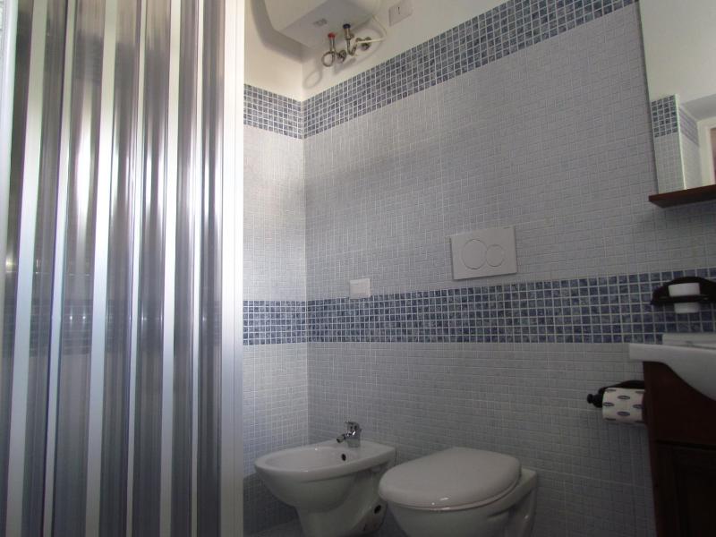 Double Room image 4