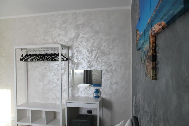 Double Room image 2