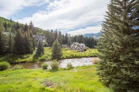 Condo Near Vail Village & Gondola with Free Parking & WiFi - image 3