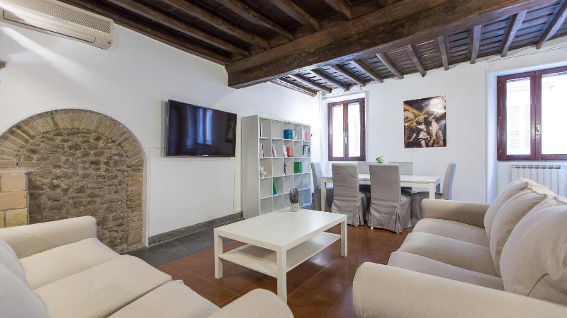 One-Bedroom Apartment image 3