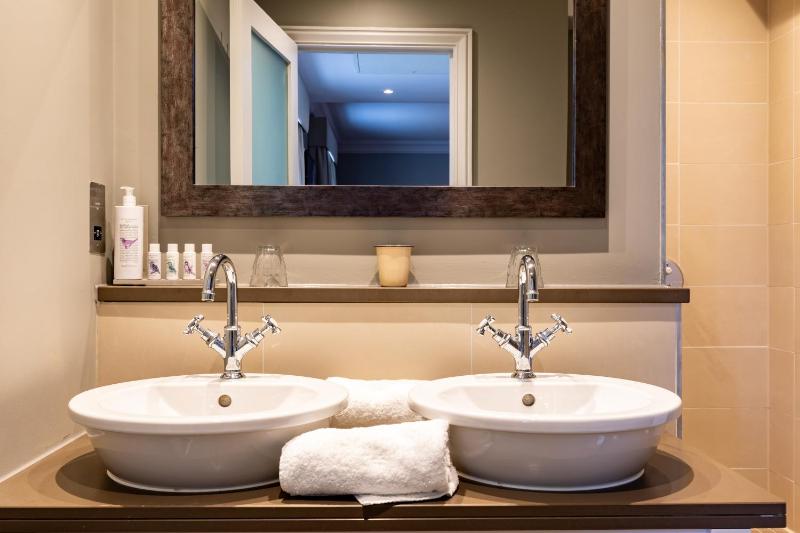 Boutique Double Room image 4