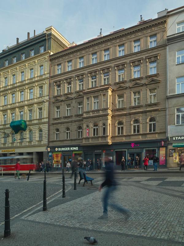DownTown Suites Jugoslavska - image 8