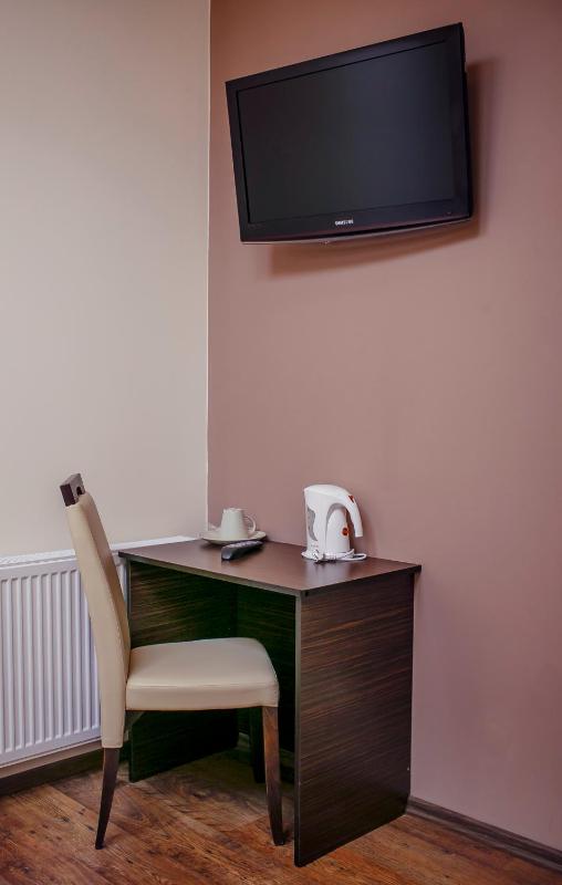 Single Room image 4