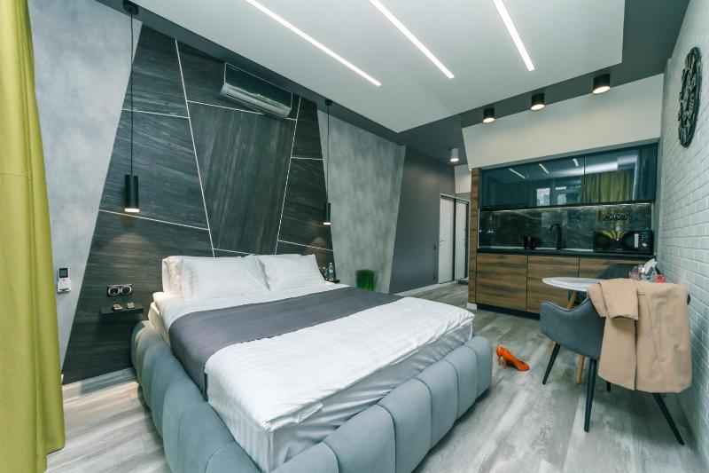 Luxury Apartments - image 8