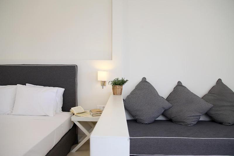 Junior Suite with Sea View image 4