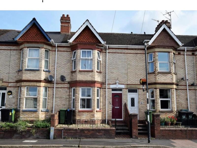 Four-Bedroom House image 4