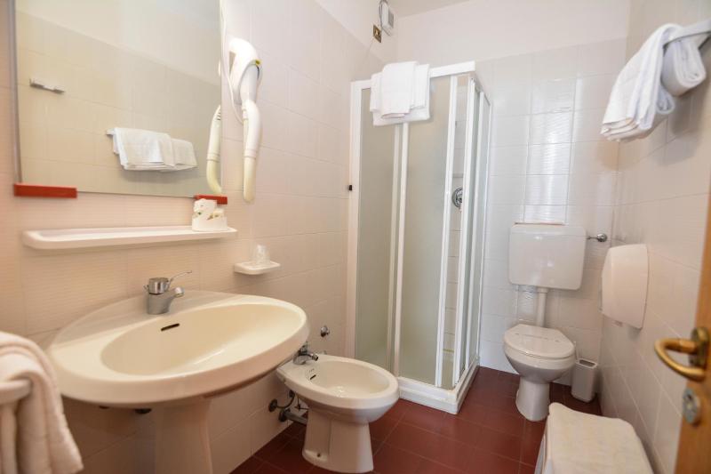 Standard Apartment image 2