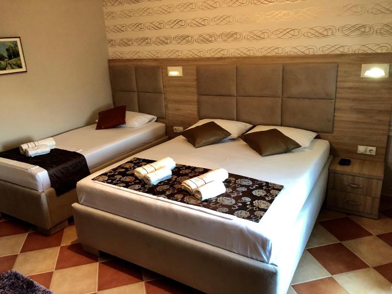 Two-Bedroom Apartment with Balcony image 1