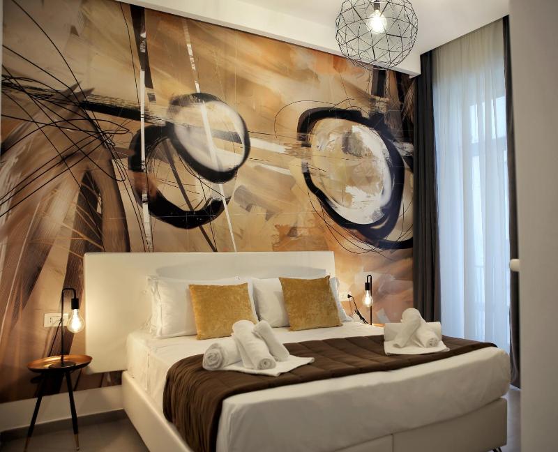 Double or Twin Room image 3
