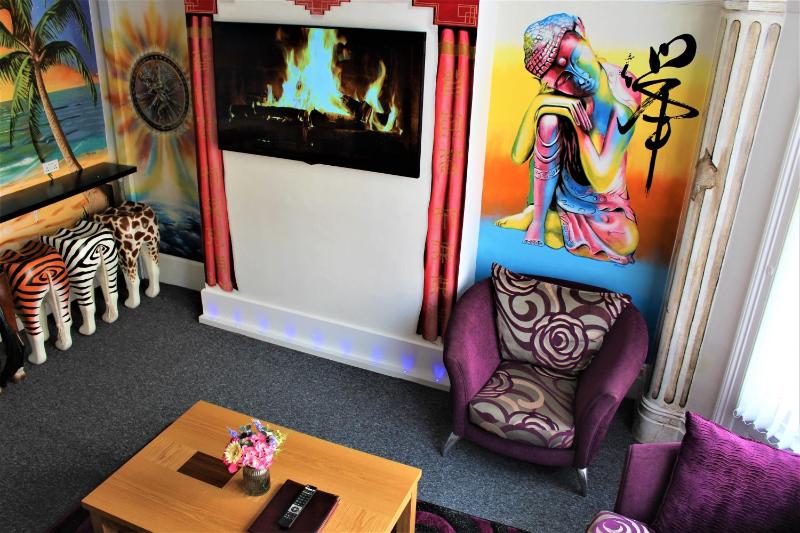 Backpackers Blackpool Hotel & Suites - image 42