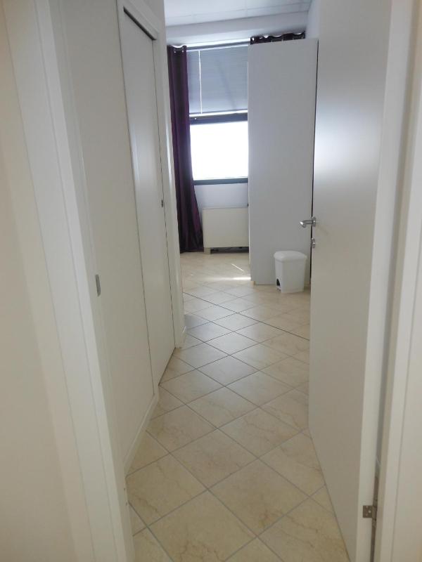 Double or Twin Room image 4