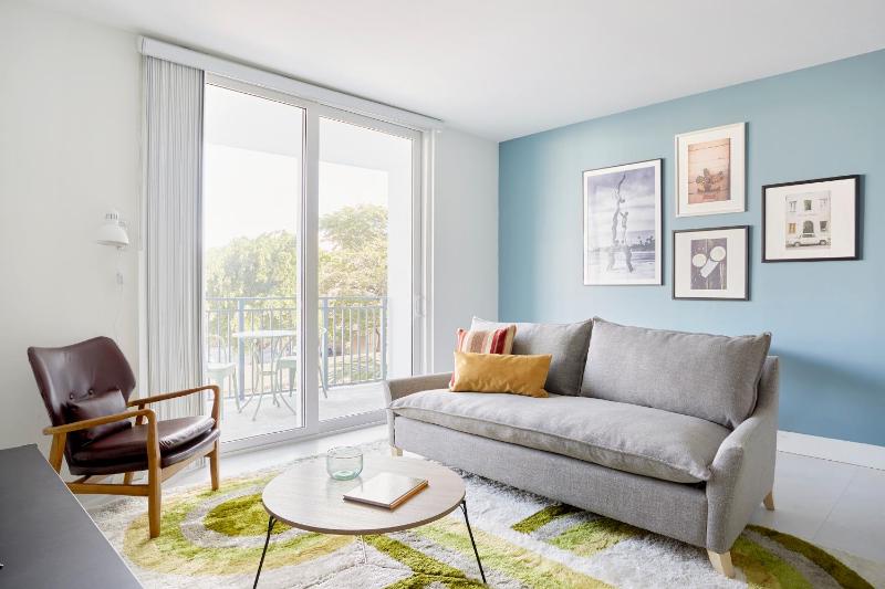 One-Bedroom Suite image 3