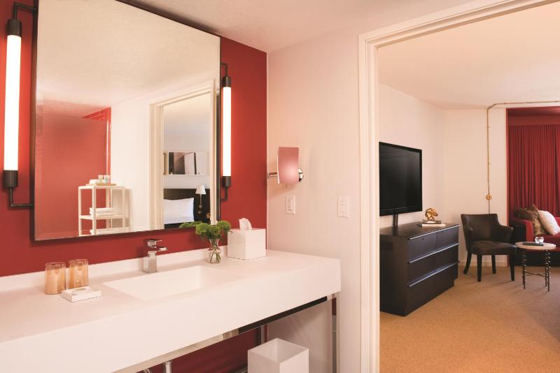 Park MGM Nightingale Suite  image 4