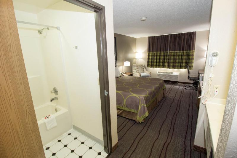 Business King Room - Non-Smoking image 3