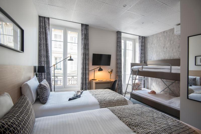 Hotel Saint Gothard - image 12
