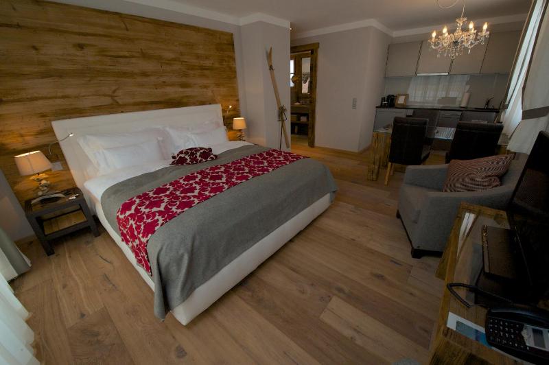 Hotelino Petit Chalet - image 19