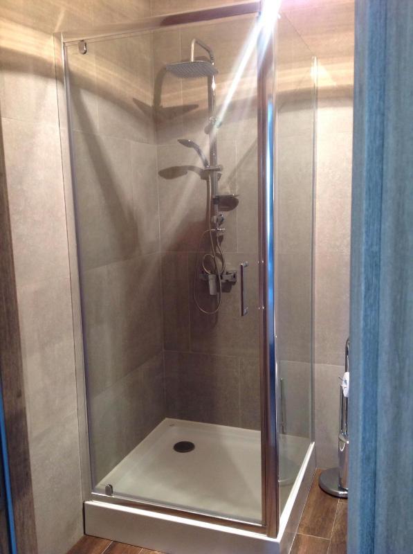 Studio Apartment with Balcony image 3