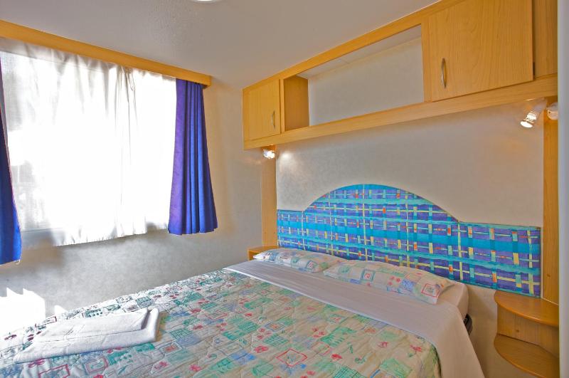Two-Bedroom Mobile Home - Seaside image 2
