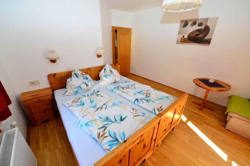 Deluxe Two-Bedroom Apartment with Balcony image 2