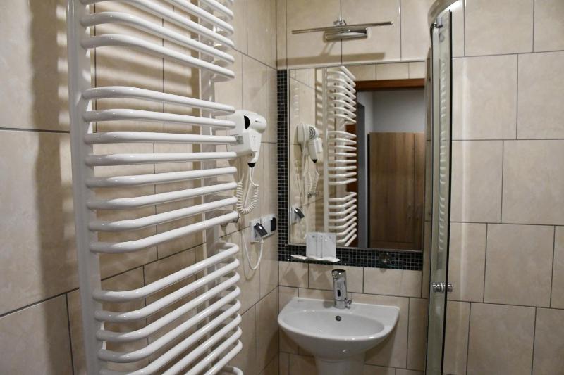 Double Room with Private Bathroom image 3