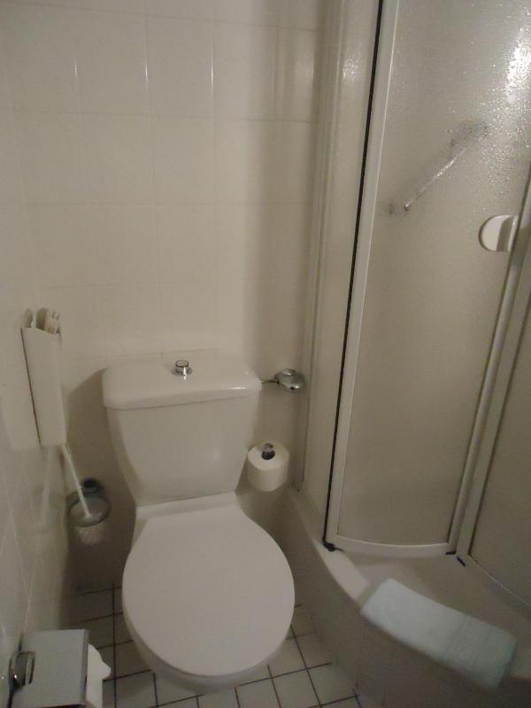Single Room image 2