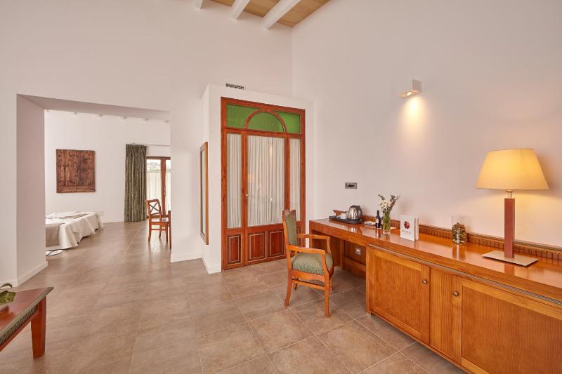 Suite image 3