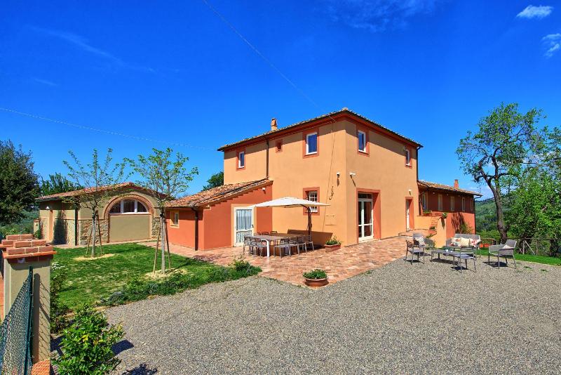 Villa image 2