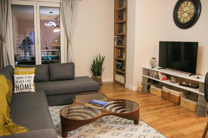City Centre Apartment 2 - image 16