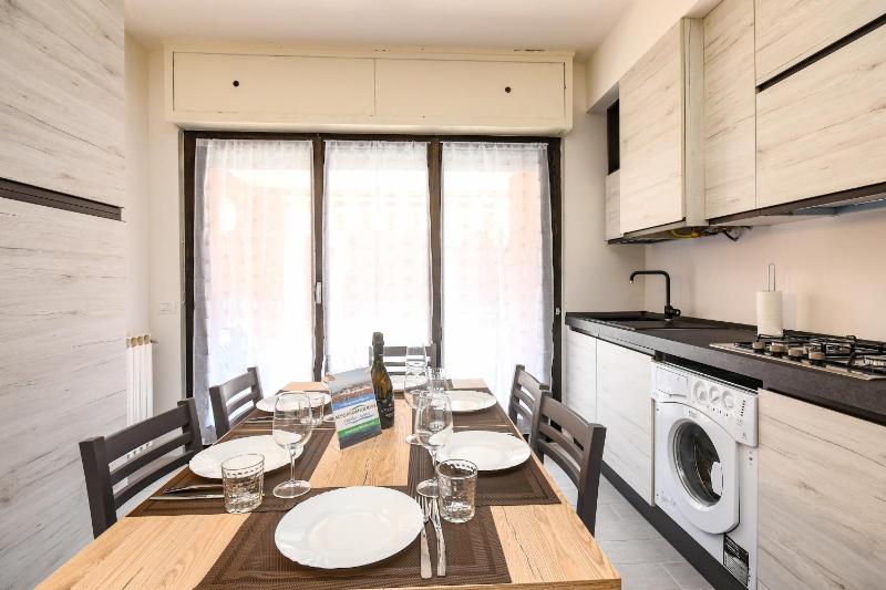 Holiday Sirmione Apartments - image 38