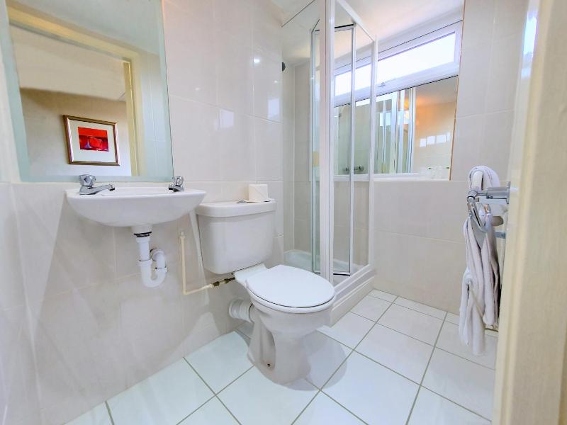 Standard Family Room image 1