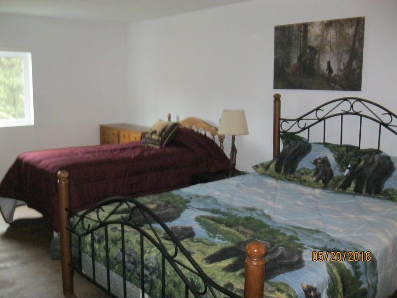 Deluxe Queen Room image 2