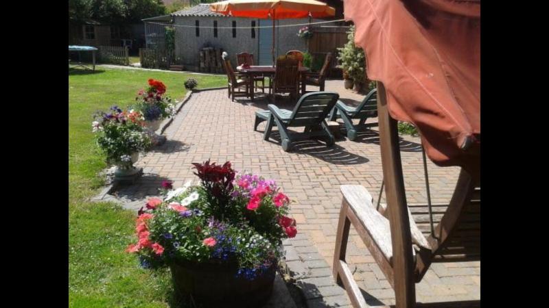 Deluxe Twin Room image 4