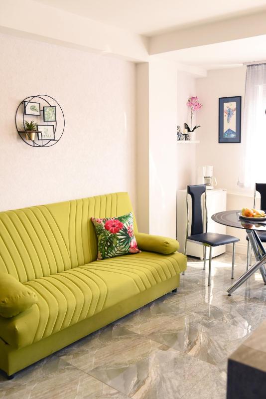 Golden Mirror Apartment - image 14