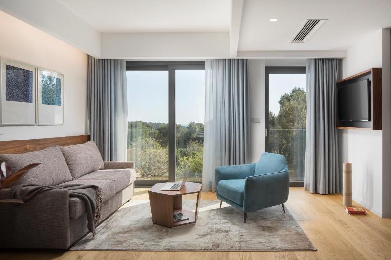 Suite image 1