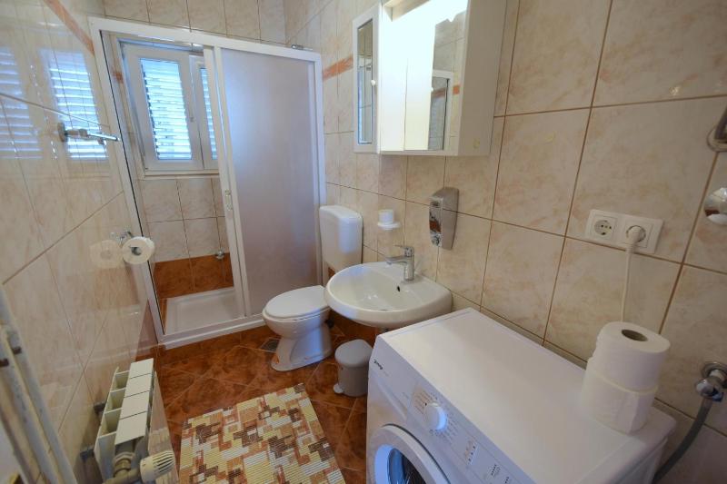 One-Bedroom apartment Standard image 3