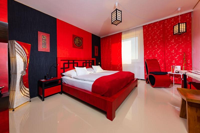 Deluxe Double Room image 3