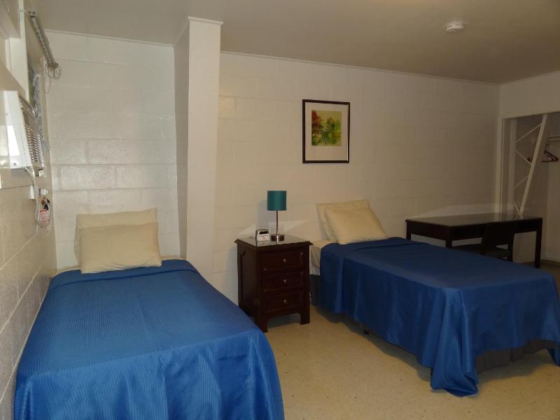 Double Room image 4