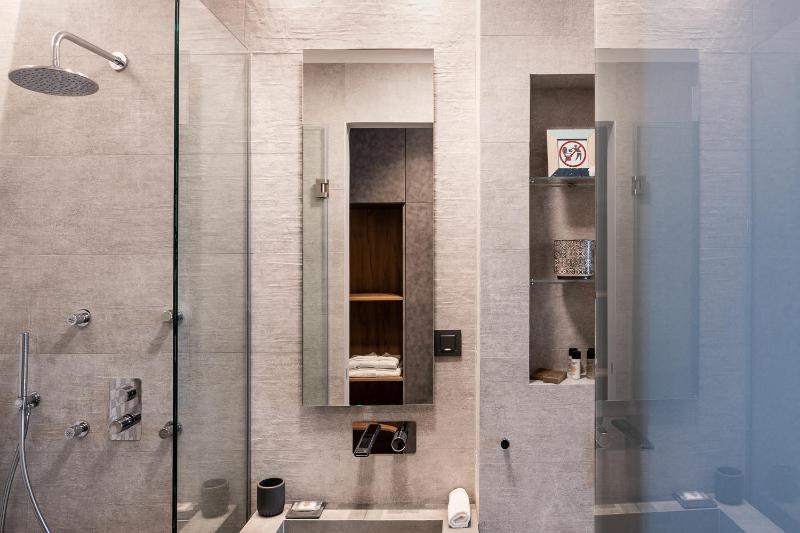 Ciel Collection Suites - image 12