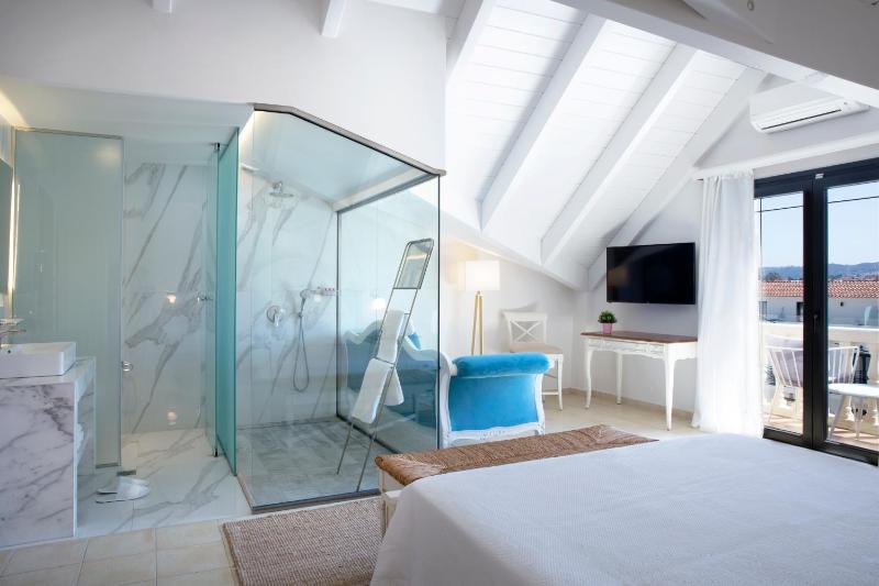 Deluxe Loft Suite image 1