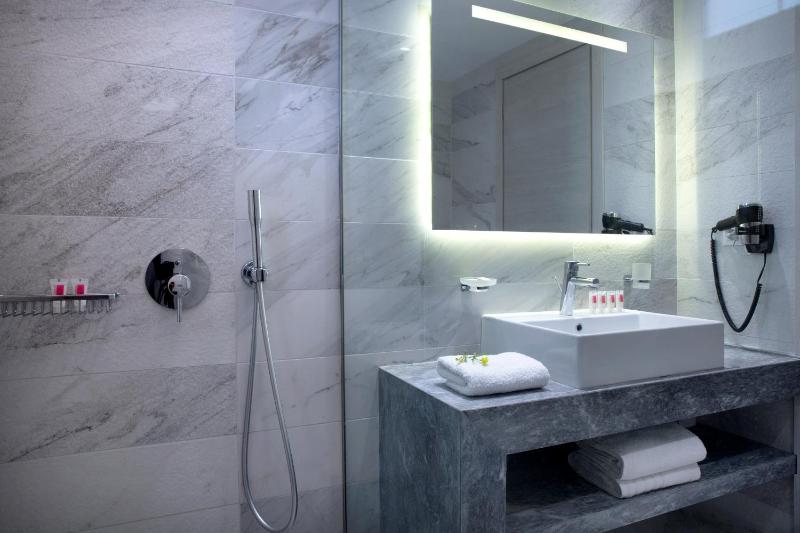 Alley Boutique Hotel and Spa - image 7