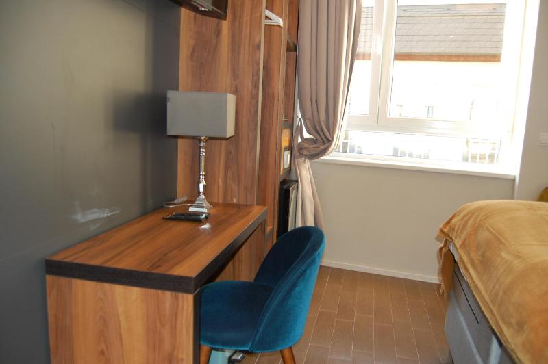 Double or Twin Room image 2