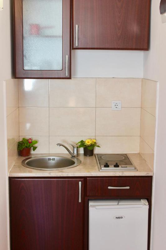 Nir Apartments Budva - image 9