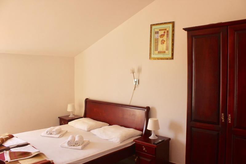Nir Apartments Budva - image 7
