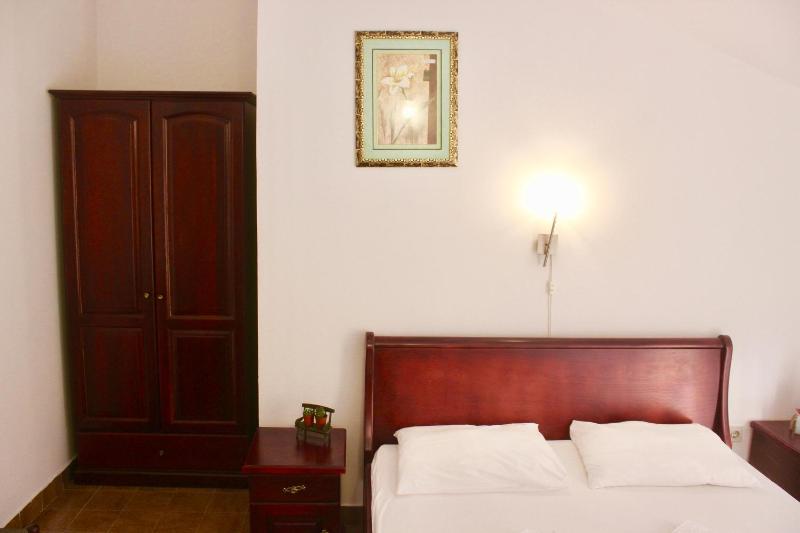 Nir Apartments Budva - image 13